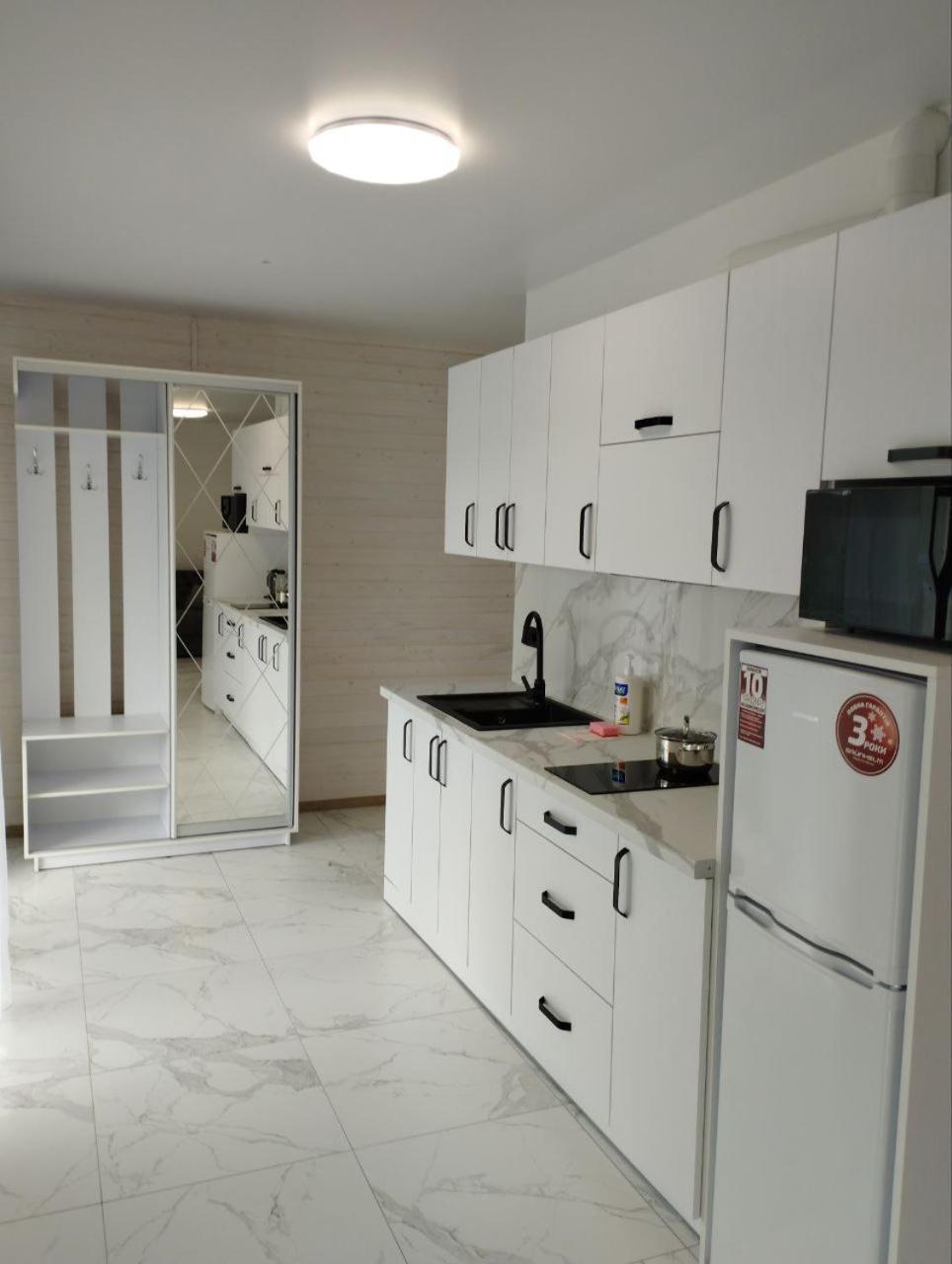 Перлина Карпат Apartment Skhidnytsia ภายนอก รูปภาพ